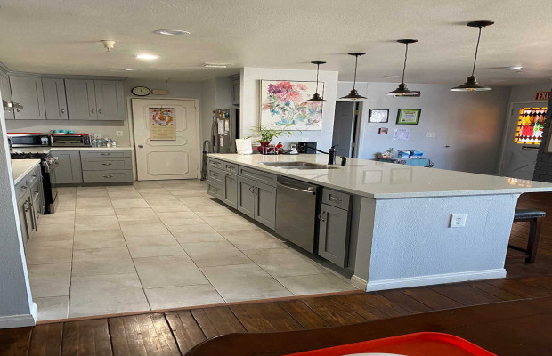 Board and Care in Tarzana California 91356 at americawestplacement.com - America West Placement