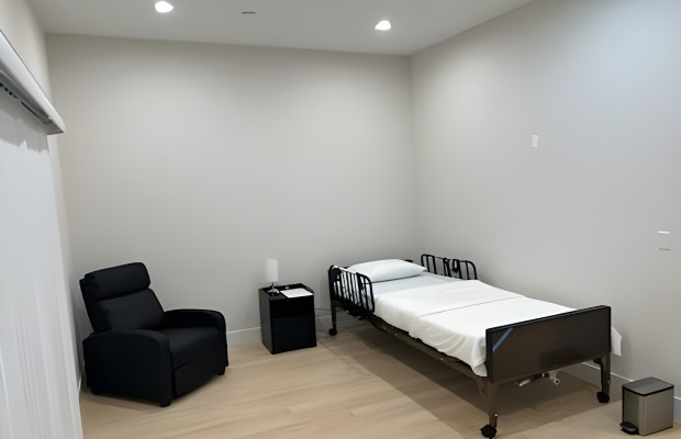 Board and Care in Granada Hills California 91344 at americawestplacement.com - America West Placement