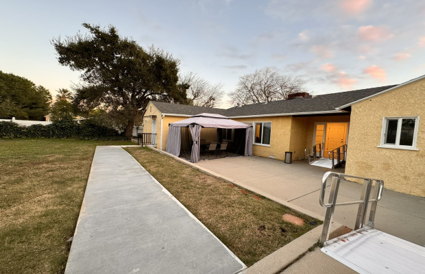 Board and Care in Granada Hills California 91344 at americawestplacement.com - America West Placement