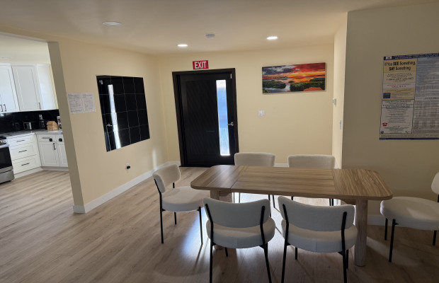 Board and Care in Chastworth California 91311 at americawestplacement.com - America West Placement